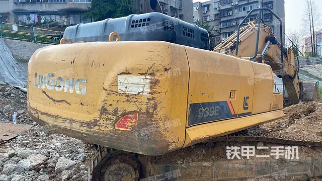 حفار ليوقونغ CLG939E 2019 سيتشوان - مدينة تشنغدو 47,752 دولار