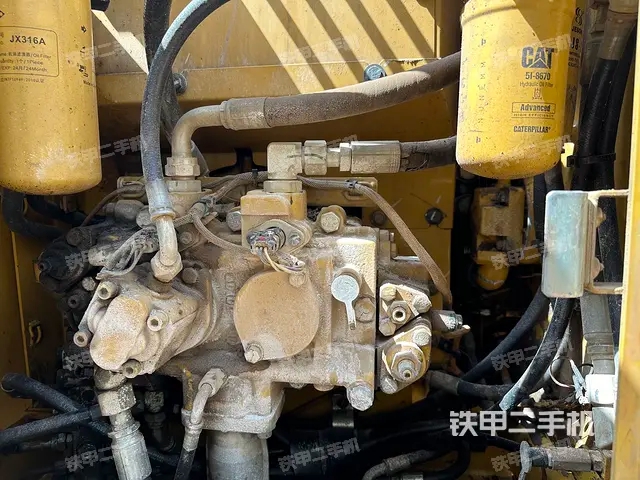 2015 كاتربيلر CAT®313D2 GC حفارة هيدروليكية صغيرة قوانغدونغ - مدينة قوانغتشو 24,297 دولار