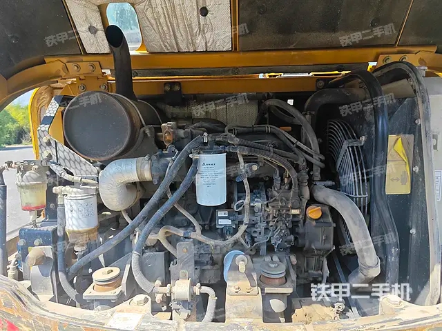 حفار شاندونغ لينغونغ E660FL 2021 جيانغسو - مدينة يانغتشو 10,814 دولار