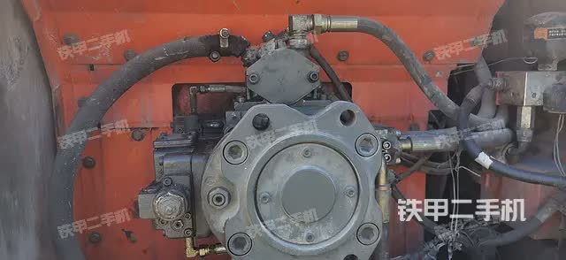 حفارة دوسان DH215-9E 2011 مقاطعة سيتشوان-غانزي التبتية $16,573