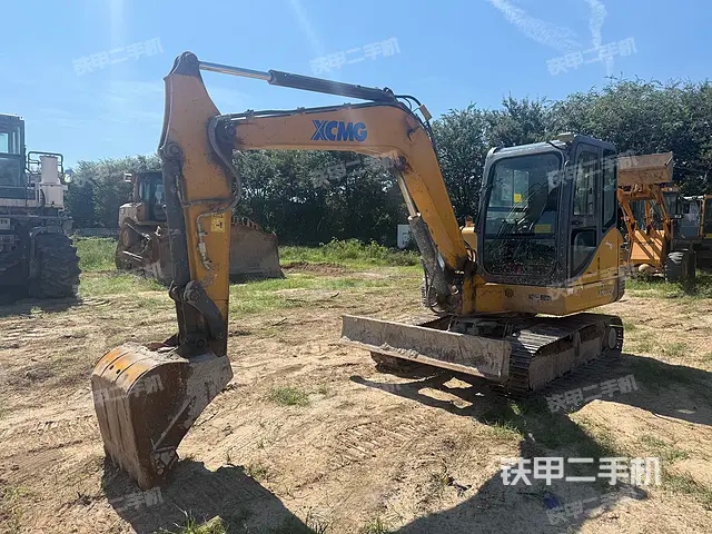 2017 حفارة XCMG XE60D، هينان-كايفنغ، 7,450 دولار