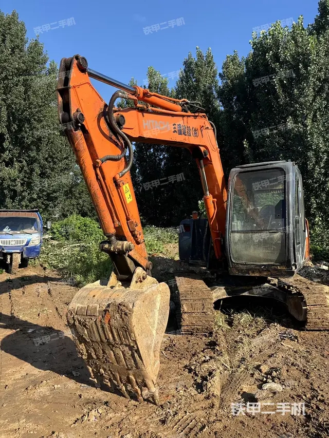 2008 Hitachi ZX70 حفار، خبي - باودينغ، 6,180 دولار
