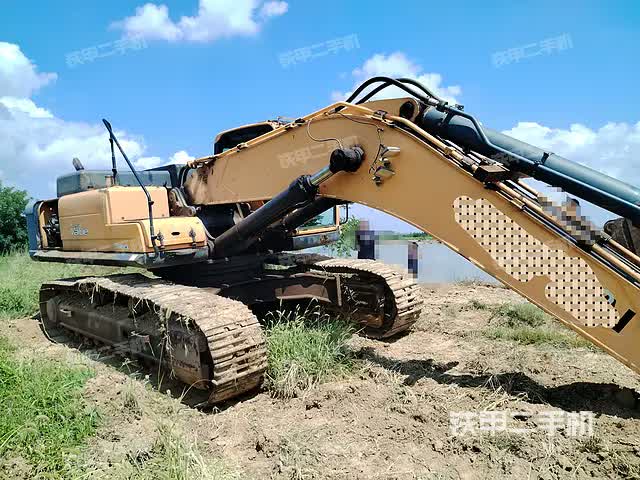 حفارة هيونداي R485LC-9V موديل 2015 خنان-شوشانغ 23,174 دولار