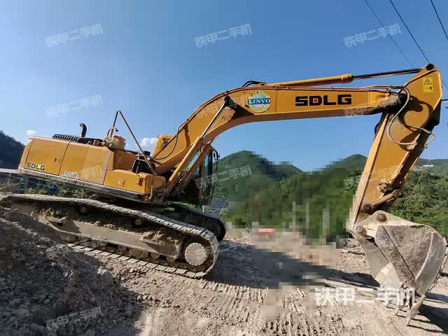 حفار شاندونغ لينغونغ E6250F 2020 تشونغتشينغ - مدينة تشونغتشينغ 37,640 دولار
