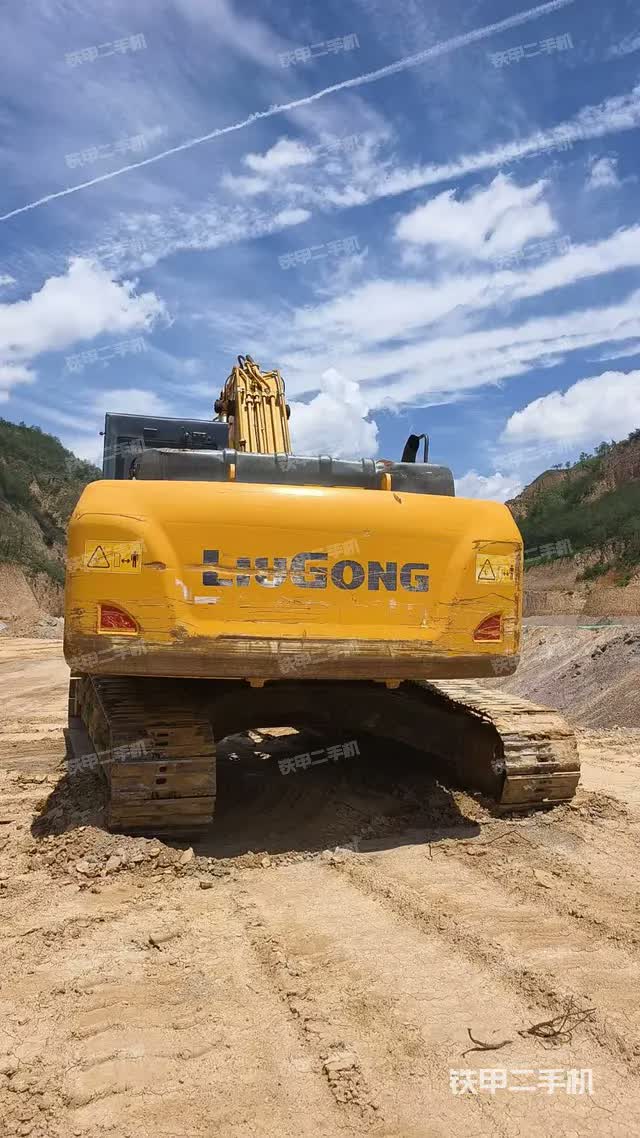 حفارة ليوغونغ CLG926E موديل 2019 شنشي-شيان يانغ $30,898