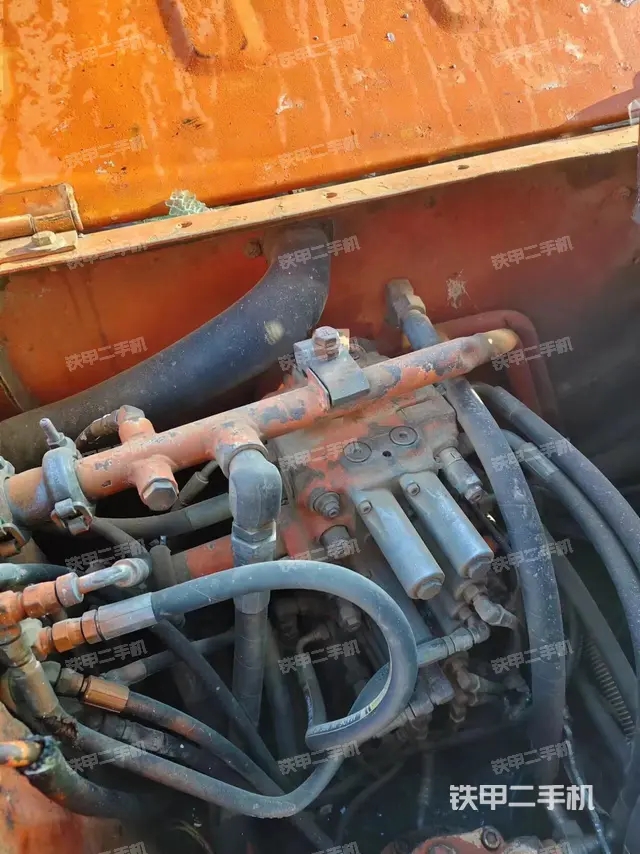 2008 Hitachi ZX70 حفار، خبي - باودينغ، 6,180 دولار