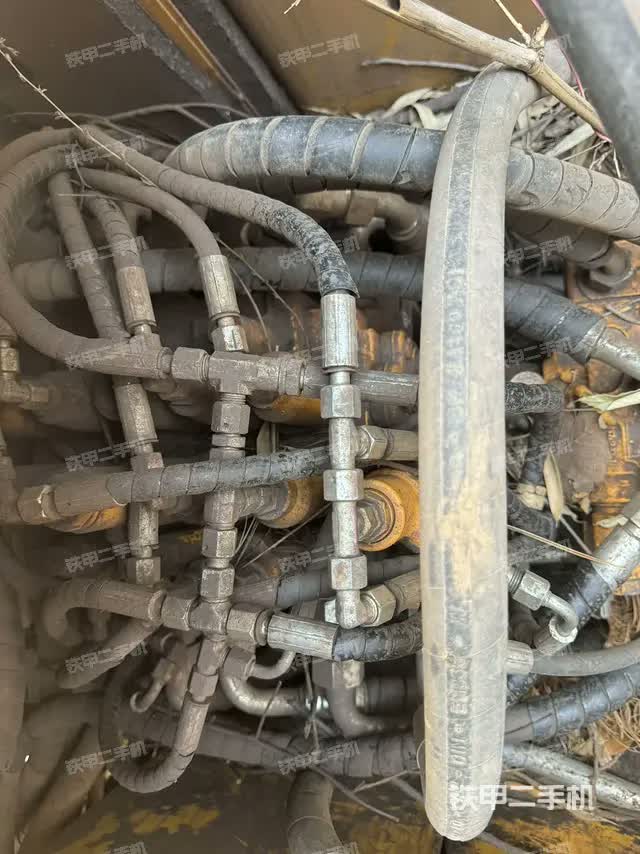حفارة سانِي SY135C 2017 تشونغتشينغ-تشونغتشينغ $19,382