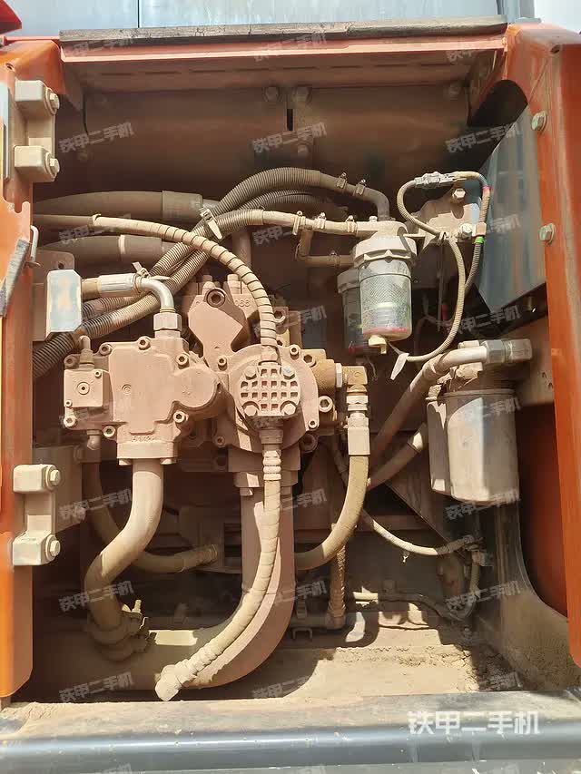 حفارة هيتاشي ZX490LCH-5A 2018 يونان - كونمينغ 95,505 دولار