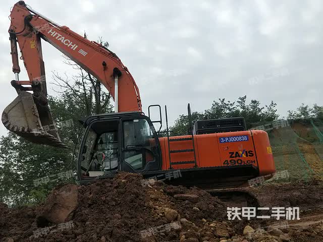 حفارة هيتاشي ZX490LCH-5A 2018 يونان - كونمينغ 95,505 دولار
