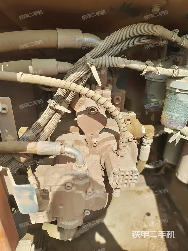 حفارة هيتاشي ZX490LCH-5A 2018 يونان - كونمينغ 95,505 دولار