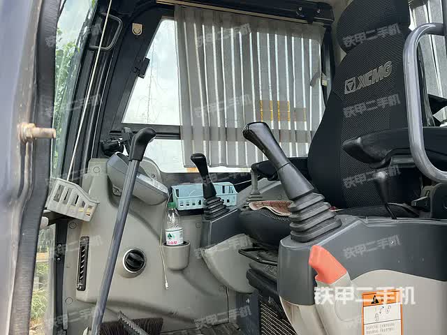 حفارة XCMG XE60DA 2020 جيانغسو-شيوتشو 9,550 دولار