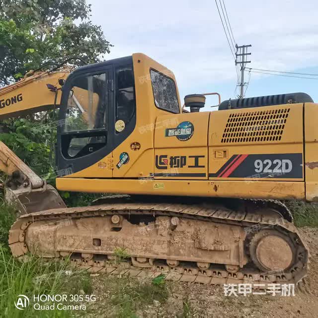 حفارة ليوغونغ CLG922D 2013، قوانغشي - مدينة ناننينغ، 12,640 دولار