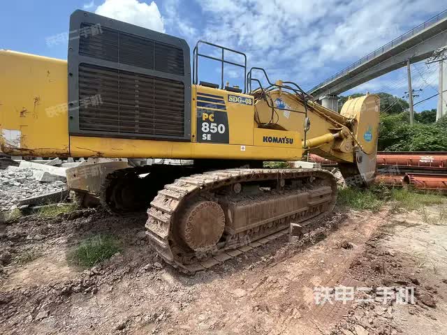 حفارة كوماتسو PC850-8E0 2020 سيتشوان-يي بين $179,775