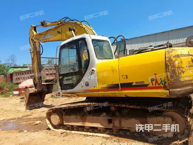 حفار سوماتومو SH200-3 موديل 2004، هونان - مدينة تشانغشا، 9,550 دولار