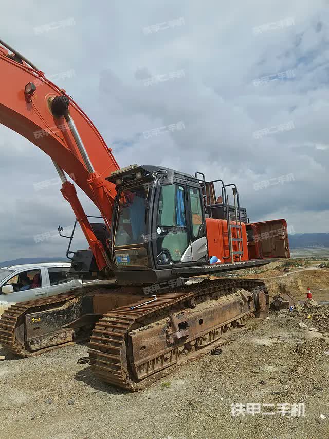 حفارة هيتاشي ZX490LCH-5A 2018 يونان - كونمينغ 95,505 دولار