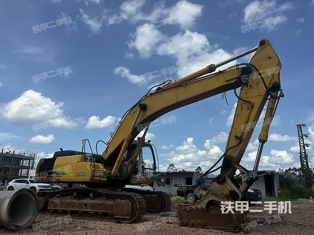 حفارة سوميتومو SH330-3 2010 قوانغدونغ-هويتشو 25,000 دولار
