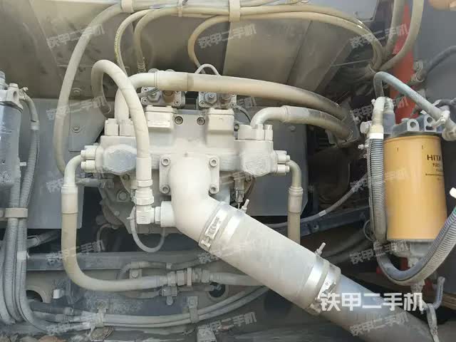 2020 حفار هيتاشي ZX240-5A شنغهاي - مدينة شنغهاي $49,157