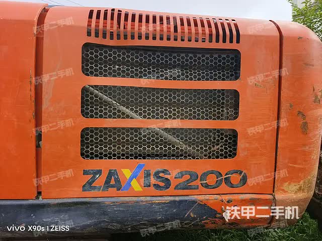 2014 حفارة هيتاشي ZX200-5G جيانغسو - يانتشنغ $28,089