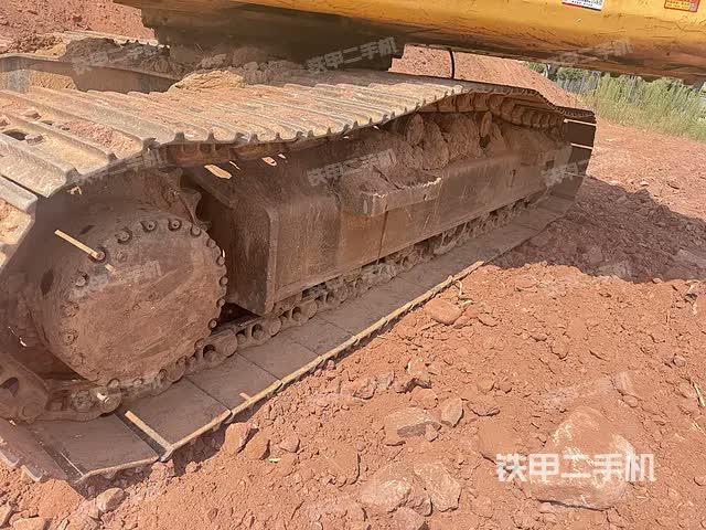 حفار ليوكونغ CLG920E 2021 جيانغشي - مدينة جيوجيانغ 30,196 دولار