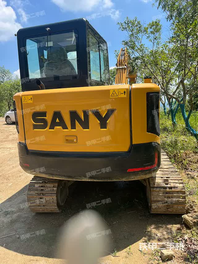 2024 حفارة SANY SY55U هونان-تشانغشا 16,292 دولار
